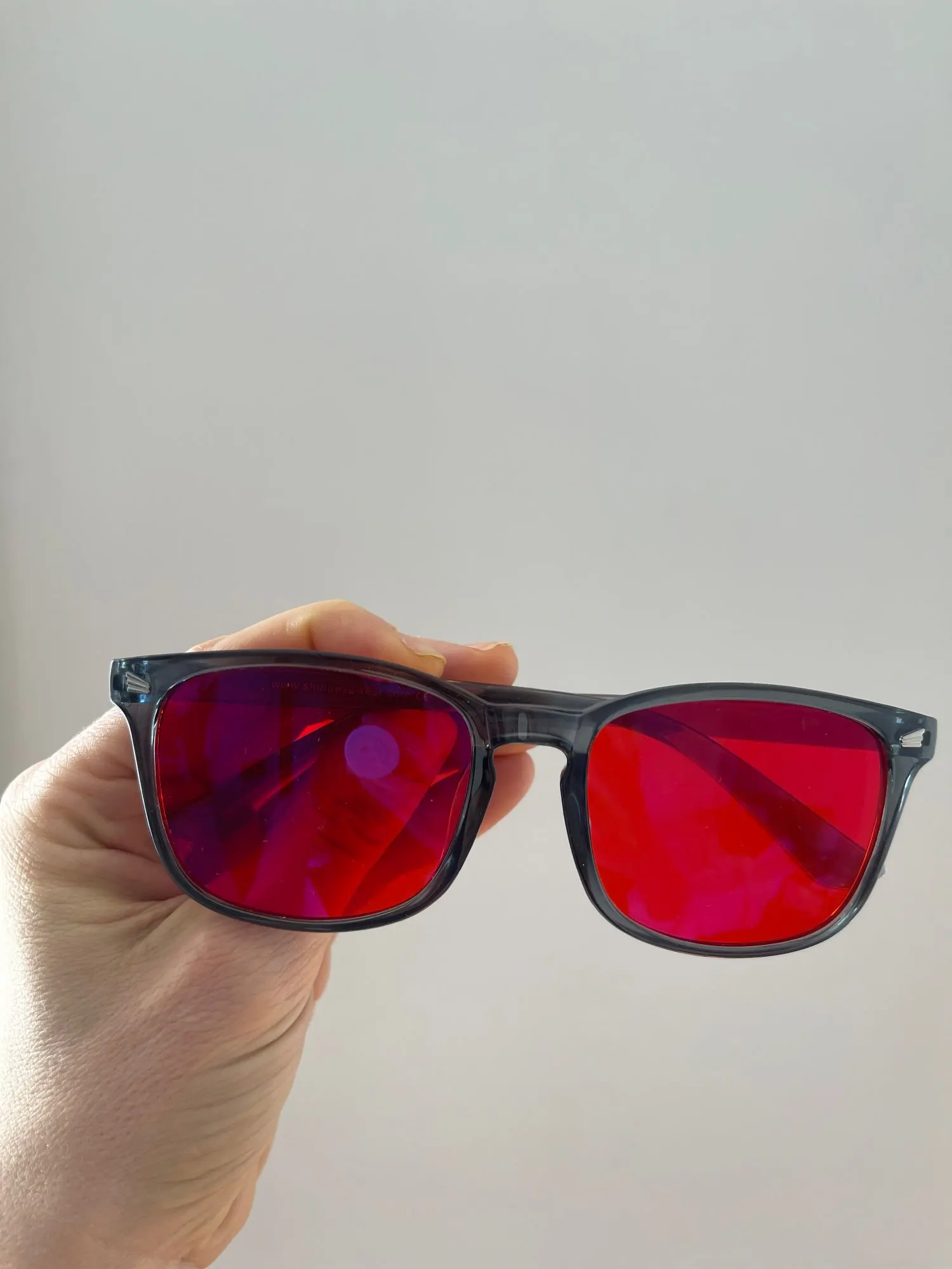 Blue Light Glasses Designed for Better Sleep